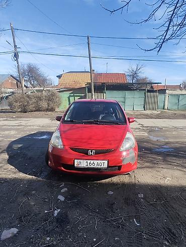 Honda: Honda Jazz: 2005 г., 1.3 л, Автомат, Бензин, Хэтчбэк at lalafo.kg — 4 Honda: Honda Jazz: 2005 г., 1.3 л, Автомат, Бензин, Хэтчбэк — 4