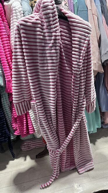 Другая женская одежда: Пижамы
Халаты Орто Сай — 27