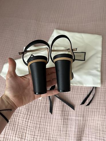 Basanoşka və səndəllər: Gucci, Ölçü: 36, rəng - Qara, İşlənmiş — 7