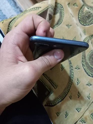 Apple iPhone: IPhone 8 Plus, 64 GB, Qara, Barmaq izi — 5