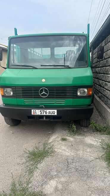 прицеп для машина: Mercedes-Benz Vario: 1990 г., 4 л, Механика, Дизель, Универсал