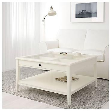 Kvadrat masa, Açılmayan, Təkərsiz, Şüşə