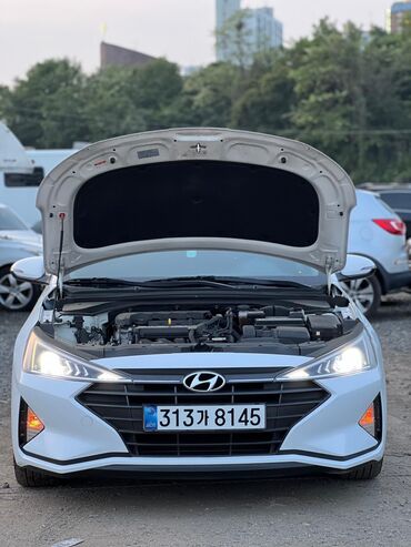 runx alex: Hyundai Avante: 2018 г., 1.6 л, Вариатор, Бензин, Седан