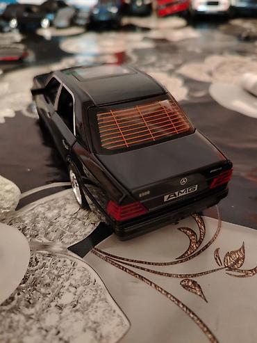 qara çanta: Mercedes, 1980 il, 1:24, Dəmir, Ödənişli çatdırılma — 2