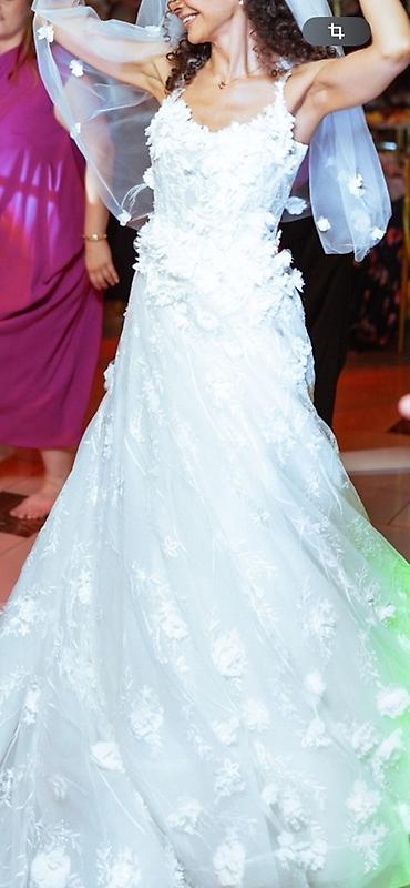 Donlar: Bu gözel bəxt gətirən Pronovias firmaya məxsus gəlinlik satılır — 6