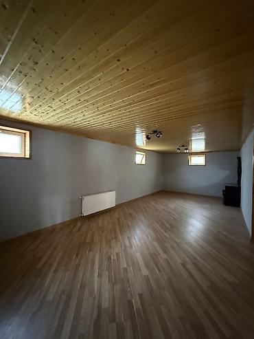 Həyət evləri və villaların satışı: 6 otaqlı, 320 kv. m, Orta təmir -da lalafo.az — 24 Həyət evləri və villaların satışı: 6 otaqlı, 320 kv. m, Orta təmir — 24
