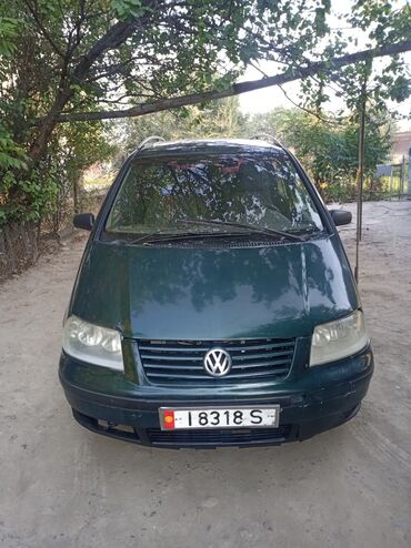 машины за 2000 долларов: Volkswagen Sharan: 2000 г., 2 л, Механика, Бензин, Минивэн