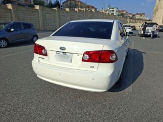 Kia: Kia Optima: 2 l | 2008 il Sedan — 3