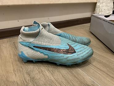 Футбольные бутсы Nike Phantom (линейка Phantom GX/DF без шнурков) для