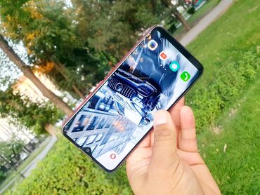 смартфон виво: Vivo V17 Pro, Б/у, 128 ГБ, цвет - Красный, 2 SIM