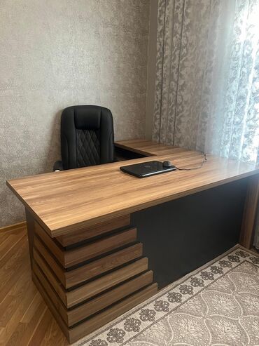 Компьютерный стол, Нераскладной, Дерево, Угловой стол