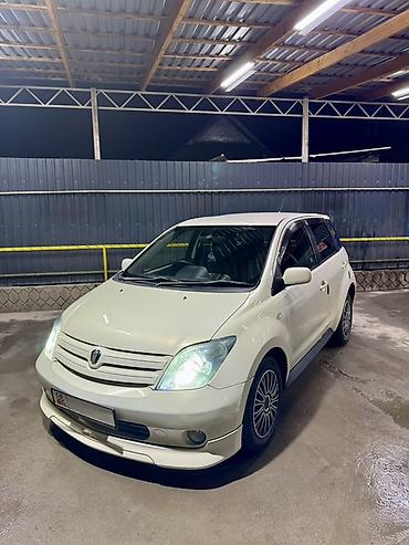 Toyota: Toyota ist: 2002 г., 1.5 л, Автомат, Бензин, Хэтчбэк — 1