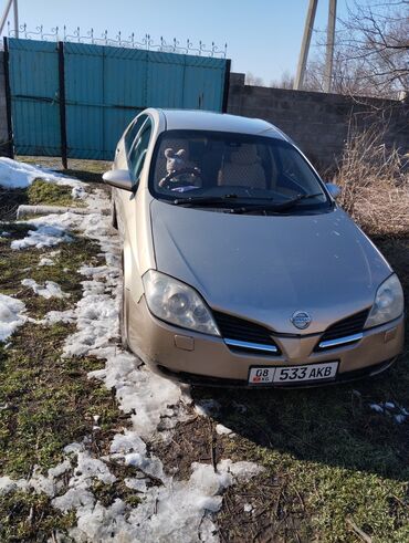 старый авто: Nissan : 2001 г., 2 л, Автомат, Бензин