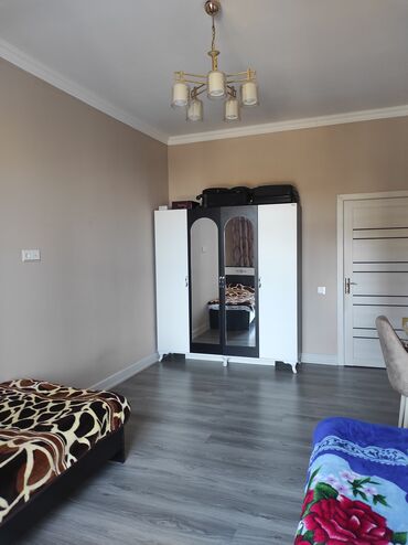 Yeni tikili: 2 otaqlı, Yeni tikili, m. Qara Qarayev, 90 kv. m — 10