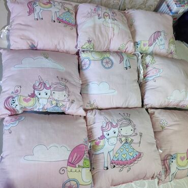 детский бортик на кровать: Бортики для девочки в кровать. Состояние хорошее. Чистые без пятен