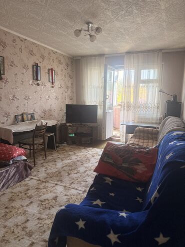 дом барачного типа: 1 комната, 32 м², 104 серия, 4 этаж, Косметический ремонт