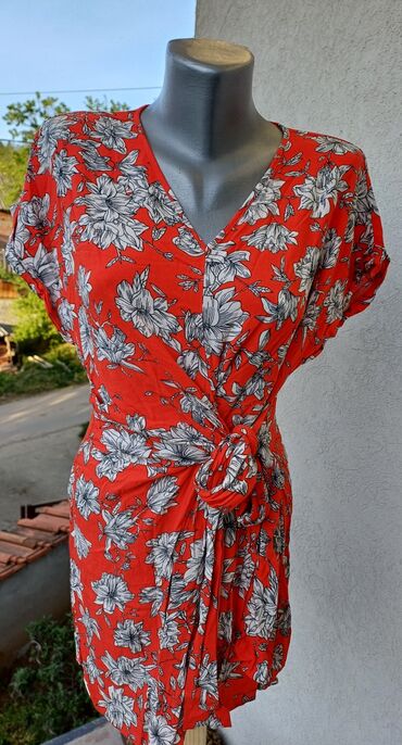pamucna haljinica vise: S (EU 36), M (EU 38), bоја - Crvena, Drugi stil, Kratkih rukava