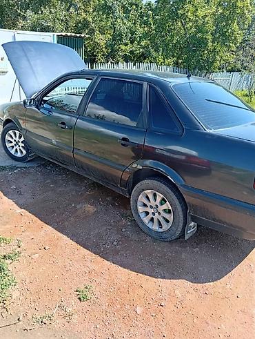 wolksvagen: Volkswagen Passat: 1994 г., 1.8 л, Механика, Бензин, Седан — 6