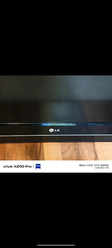 digital: Телевизор LG (серия с логотипом внизу рамки), диагональ приблизительно — 2