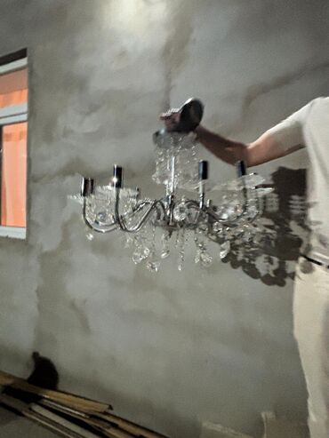işlenmiş şifer: Çılçıraq, 10 və daha çox lampa, Şüşə