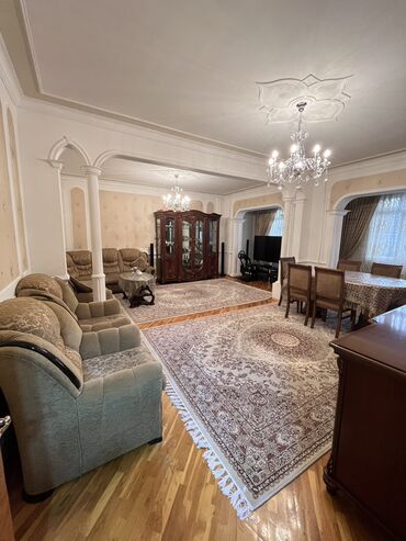 купить квартиру в ханкенди: Bakı, 9-cu mikrorayon, 5 otaqlı, Köhnə tikili, m. Nəsimi, 125 kv. m