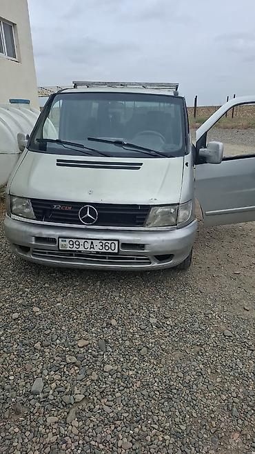 mercedes 208 d: Mercedes-Benz Vito: 2.2 l | 2000 il Van/Minivan — 1