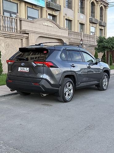 300 мин сом: Toyota RAV4: 2022 г., 2.5 л, Автомат, Гибрид, Кроссовер — 3