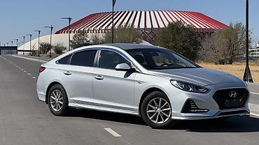 Продажа авто: Hyundai Sonata: 2019 г., 2 л, Автомат, Бензин, Седан — 2