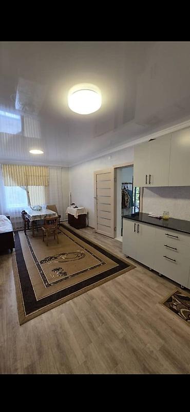 хата бассейн: 60 м², 4 комнаты, Без подселения — 1
