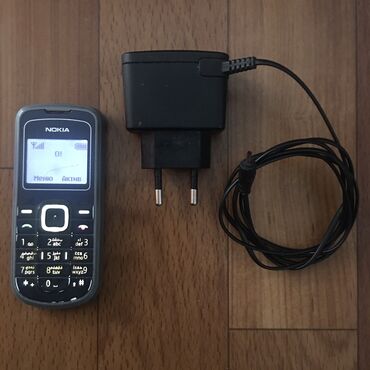 нокио 3310: Nokia 5230, < 2 ГБ, түсү - Кара, 1 SIM
