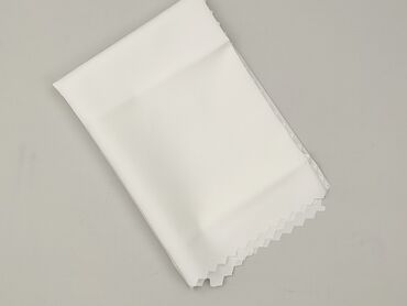 Tablecloths: PL - Tablecloth 68 x 68, color - White, condition - Perfect at lalafo.pl Tablecloths: PL - Tablecloth 68 x 68, color - White, condition - Perfect