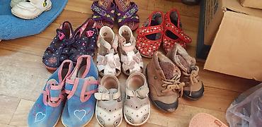 Отдам даром: Отдам много вещей и обувьи для 2-3-4 летней девочке . за 3 кг порошка — 26