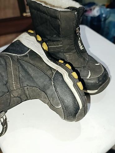 Детская обувь: Детская зимняя обувь – несколько пар, состояния хорошие . минимен как — 6