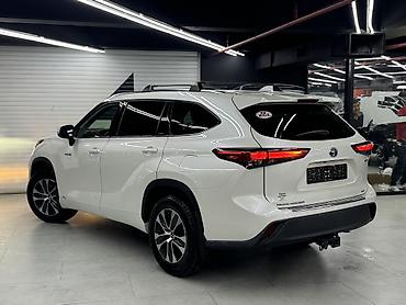 Toyota: Toyota Highlander: 2020 г., 2.5 л, Гибрид — 3