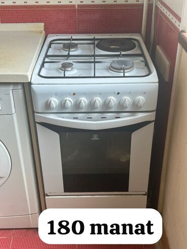 soyuducular indesit: Plitə Indesit, Elektrik, Ayrıca dayanan, 4 gözlü, İşlənmiş
