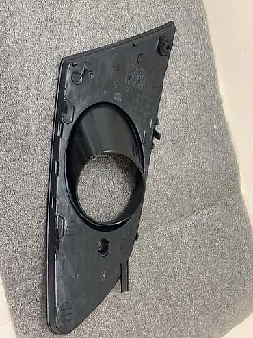 lpg znak: REŠETKA PREDNJEG LEVOG BRANIKA ZA SEAT LEON - 1P0853665A | Rešetka — 1