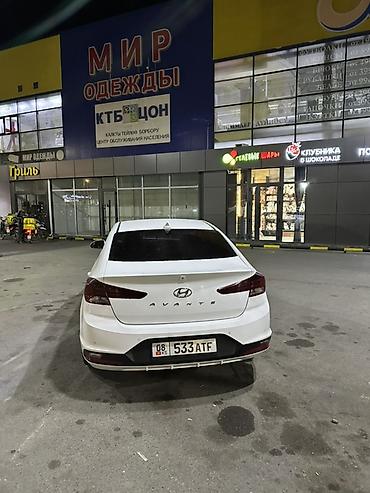 spark 2018: Hyundai Avante: 2018 г., Автомат, Бензин, Седан — 2
