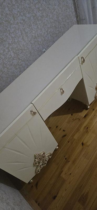 Yataq otağı dəstləri: Guzgulu Termo 2tumbuckasi ile.Satilir 200manat.Seliqeli — 3