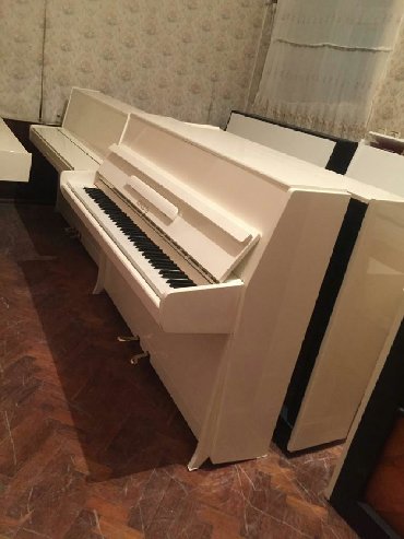 пианино в баку: Pianino Rusya stehsalı. Əla vəziyyədədi. Cadırılma və köklənmə qiymətə