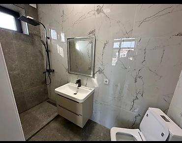 Долгосрочная аренда домов: 225 м², 6 комнат, Балкон застеклен, Бронированные двери, Видеонаблюдение — 9