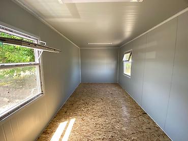 Контейнеры: Модульные контейнерные здания из сэндвич‑панелей Размеры: 6*3м, 6*4м — 6