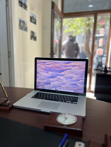 apple azerbaijan: İşlənmiş Apple MacBook, 15.4 ", Intel Core i7, 512 GB, Ünvandan götürmə, Ödənişli çatdırılma, Rayonlara çatdırılma