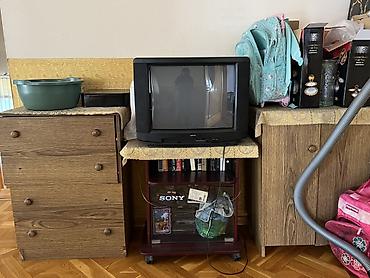 Гарнитур для зала, Б/у, Диван, Дерево, цвет - Коричневый