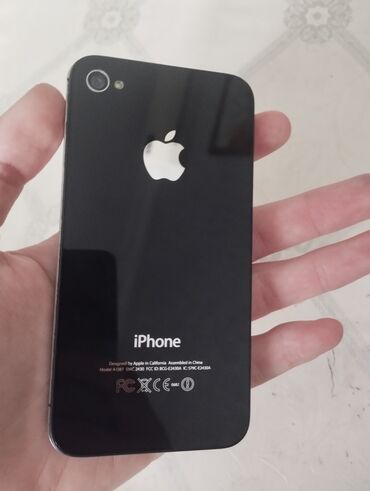 Apple iPhone: IPhone 4S, 16 GB, Qara