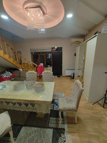 Masa və oturacaq dəstləri: Kirayə 4 otaq 2 mərtəbə 500azn

- Masazir — 2