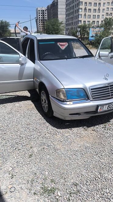 купить мерседес спринтер в европе: Mercedes-Benz C-Class: 1995 г., 2.2 л, Автоматтык, Газ, Седан