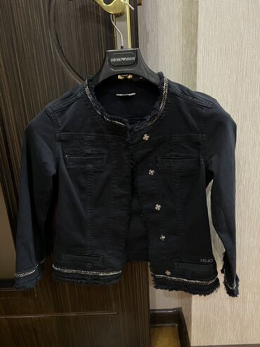 джинсовая куртка новый: Джинсовая куртка итальянского бренда Liujo для девочек 9-10 лет