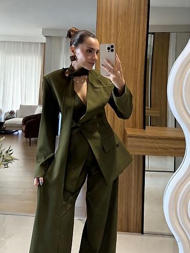 Kompleti: 🔥Ženski elegantni komplet – sako i široke pantalone
✅3600 din — 7