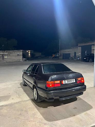 1994: Volkswagen Vento: 1994 г., Седан — 7