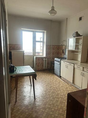 Кыймылсыз мүлк: 3 бөлмө, 66 м², 4 кабат, Эски ремонт — 3